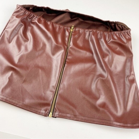 PrettyLittleThing Chocolate Brown High Shine Faux PU Leather Bandeau Size L NWT - Picture 7 of 11